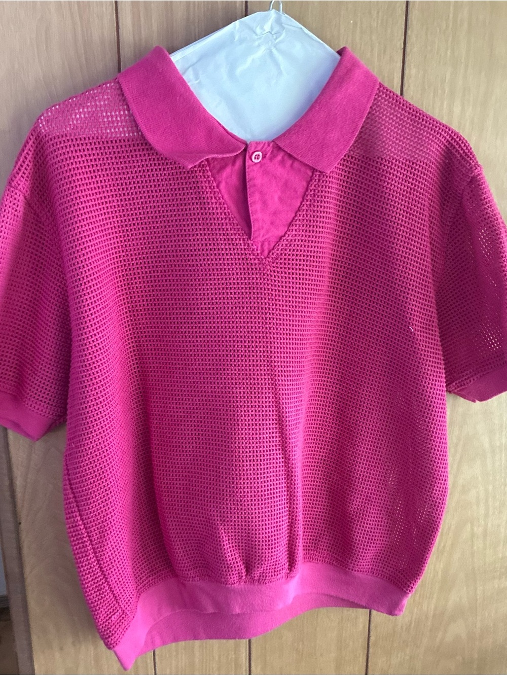 Women’s Short-Sleeve Mesh Polo Sweater in Bright Pink